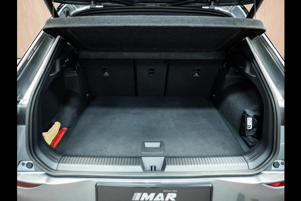 Volkswagen T-Roc T-roc R-line Vol uit gevoerde T-Roc R-line mooie kleurstelling