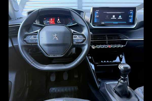 Peugeot 2008 1.2 PureTech Allure 2e Eigenaar|Navi|Camera|Carplay|D-riem vv in 2025|Trekhaak|Cruise|PDC V+A|Elek ramen|Dealer onderhouden|N.A.P|APK tot 07-2028