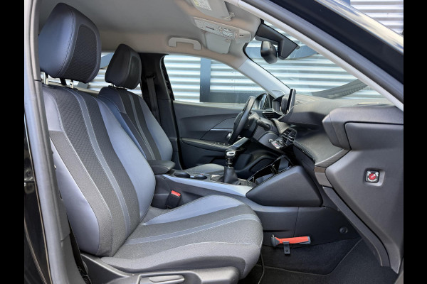 Peugeot 2008 1.2 PureTech Allure 2e Eigenaar|Navi|Camera|Carplay|D-riem vv in 2025|Trekhaak|Cruise|PDC V+A|Elek ramen|Dealer onderhouden|N.A.P|APK tot 07-2028