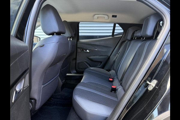 Peugeot 2008 1.2 PureTech Allure 2e Eigenaar|Navi|Camera|Carplay|D-riem vv in 2025|Trekhaak|Cruise|PDC V+A|Elek ramen|Dealer onderhouden|N.A.P|APK tot 07-2028