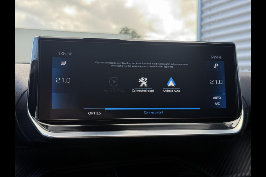 Peugeot 2008 1.2 PureTech Allure 2e Eigenaar|Navi|Camera|Carplay|D-riem vv in 2025|Trekhaak|Cruise|PDC V+A|Elek ramen|Dealer onderhouden|N.A.P|APK tot 07-2028