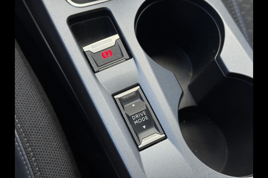 Peugeot 2008 1.2 PureTech Allure 2e Eigenaar|Navi|Camera|Carplay|D-riem vv in 2025|Trekhaak|Cruise|PDC V+A|Elek ramen|Dealer onderhouden|N.A.P|APK tot 07-2028