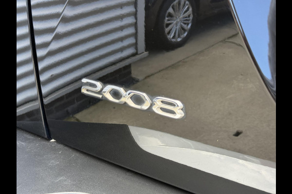 Peugeot 2008 1.2 PureTech Allure 2e Eigenaar|Navi|Camera|Carplay|D-riem vv in 2025|Trekhaak|Cruise|PDC V+A|Elek ramen|Dealer onderhouden|N.A.P|APK tot 07-2028