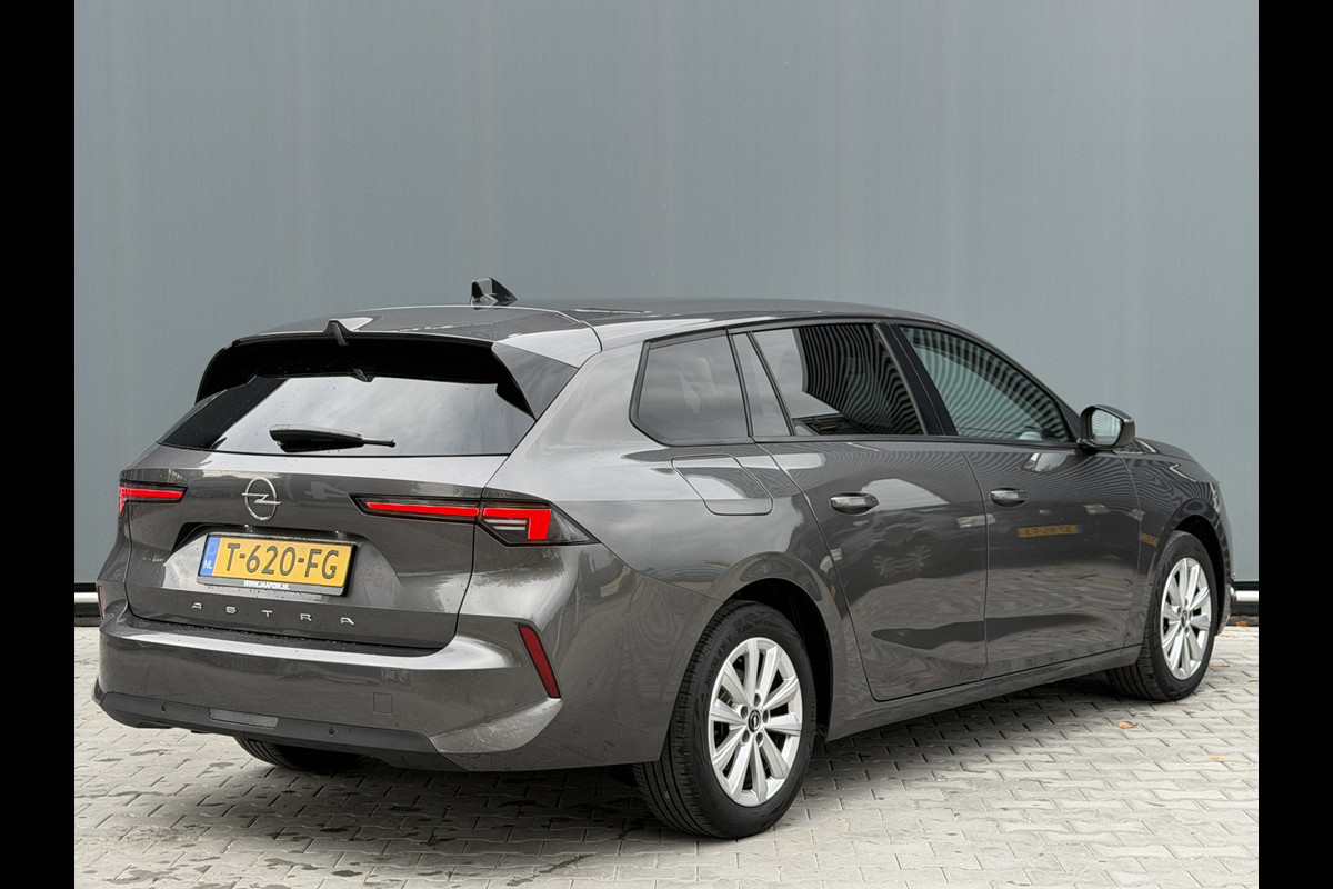 Opel Astra Sports Tourer BWJ 2023 | 1.2 Turbo 131 PK | CLIMA | NAVI | CARPLAY | PDC | PRIVACY GLASS | CRUISE | LICHTMETAAL |