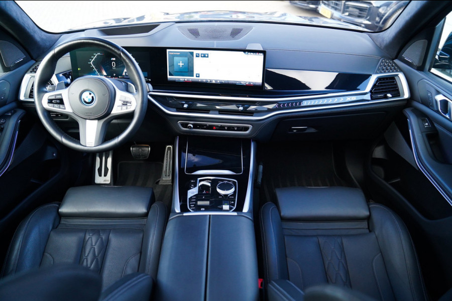 BMW X5 XDrive50e High Executive | X5M Kuipstoelen | Driving assistant Prof | HuD | Dravit Grau | Luchtvering | Stoelverkoeling |