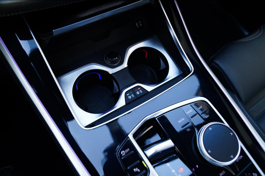 BMW X5 XDrive50e High Executive | X5M Kuipstoelen | Driving assistant Prof | HuD | Dravit Grau | Luchtvering | Stoelverkoeling |
