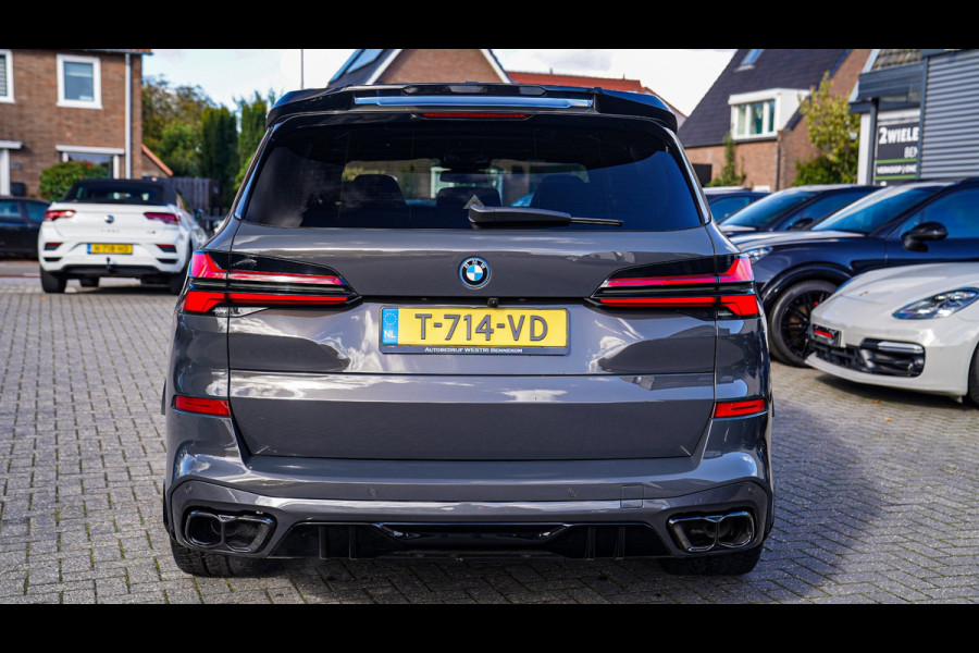 BMW X5 XDrive50e High Executive | X5M Kuipstoelen | Driving assistant Prof | HuD | Dravit Grau | Luchtvering | Stoelverkoeling |