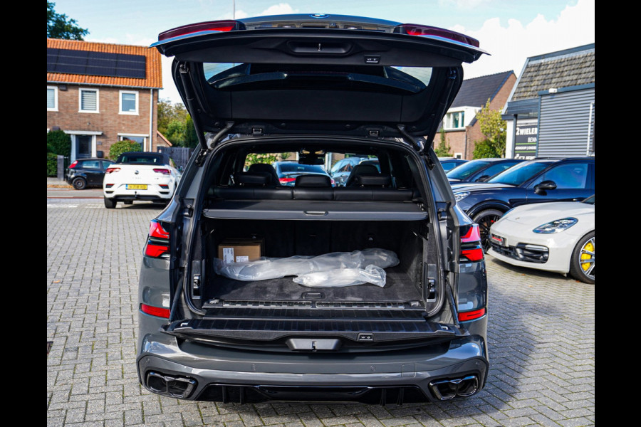 BMW X5 XDrive50e High Executive | X5M Kuipstoelen | Driving assistant Prof | HuD | Dravit Grau | Luchtvering | Stoelverkoeling |