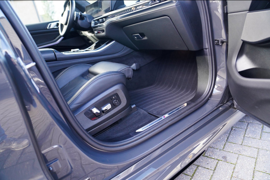 BMW X5 XDrive50e High Executive | X5M Kuipstoelen | Driving assistant Prof | HuD | Dravit Grau | Luchtvering | Stoelverkoeling |