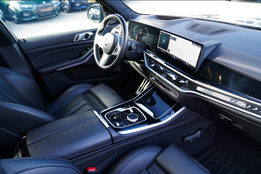 BMW X5 XDrive50e High Executive | X5M Kuipstoelen | Driving assistant Prof | HuD | Dravit Grau | Luchtvering | Stoelverkoeling |