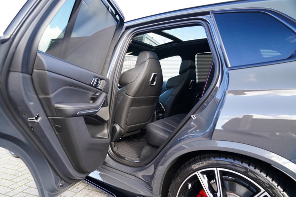 BMW X5 XDrive50e High Executive | X5M Kuipstoelen | Driving assistant Prof | HuD | Dravit Grau | Luchtvering | Stoelverkoeling |