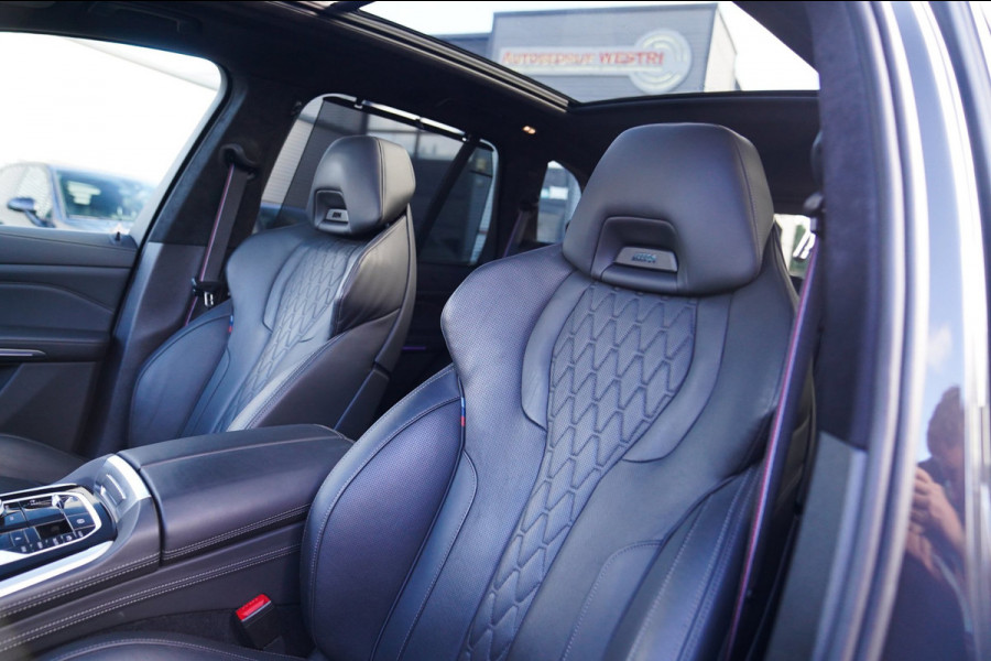 BMW X5 XDrive50e High Executive | X5M Kuipstoelen | Driving assistant Prof | HuD | Dravit Grau | Luchtvering | Stoelverkoeling |