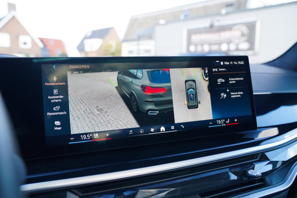BMW X5 XDrive50e High Executive | X5M Kuipstoelen | Driving assistant Prof | HuD | Dravit Grau | Luchtvering | Stoelverkoeling |