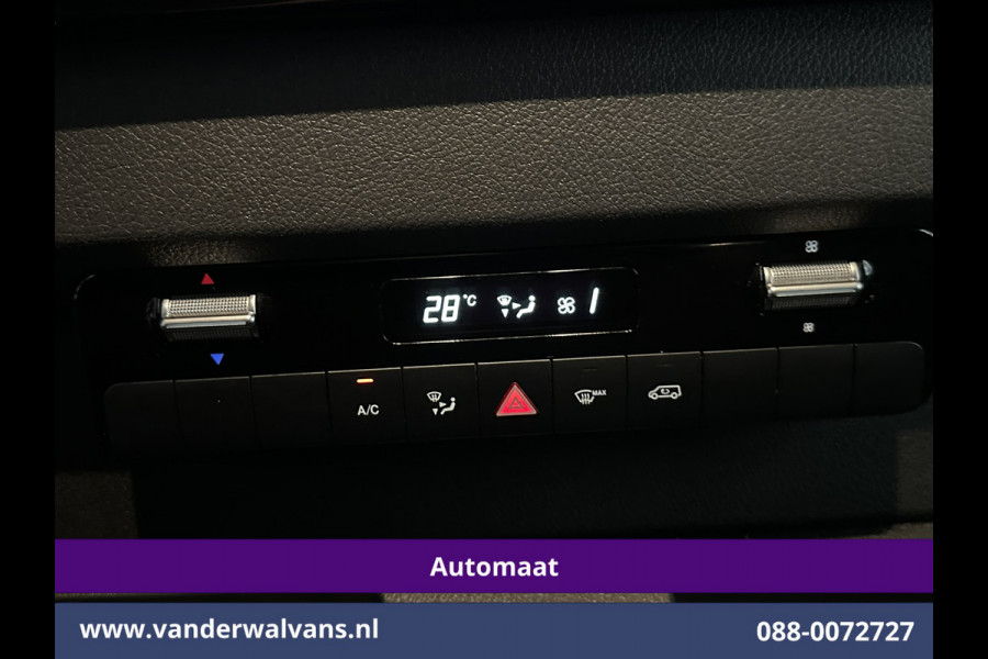 Mercedes-Benz Sprinter 317 CDI 170pk 9G-Tronic Automaat L2H2 Euro6 Airco | Camera | Navigatie | LED | Cruisecontrol | Stoelverwarming Chauffeursstoel, Parkeersensoren, Bijrijdersbank