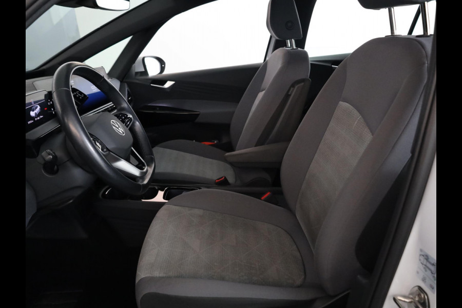 Volkswagen ID.3 Pure 45 kWh 150pk | Navi| int.voorverwarming| 18'LMvelgen