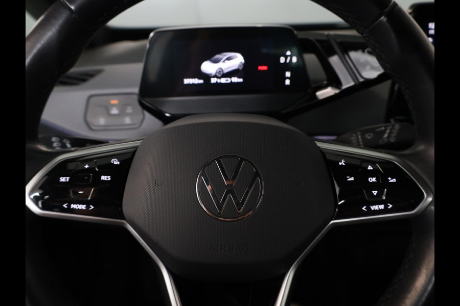 Volkswagen ID.3 Pure 45 kWh 150pk | Navi| int.voorverwarming| 18'LMvelgen
