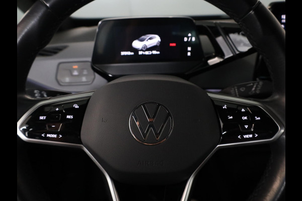 Volkswagen ID.3 Pure 45 kWh 150pk | Navi| int.voorverwarming| 18'LMvelgen