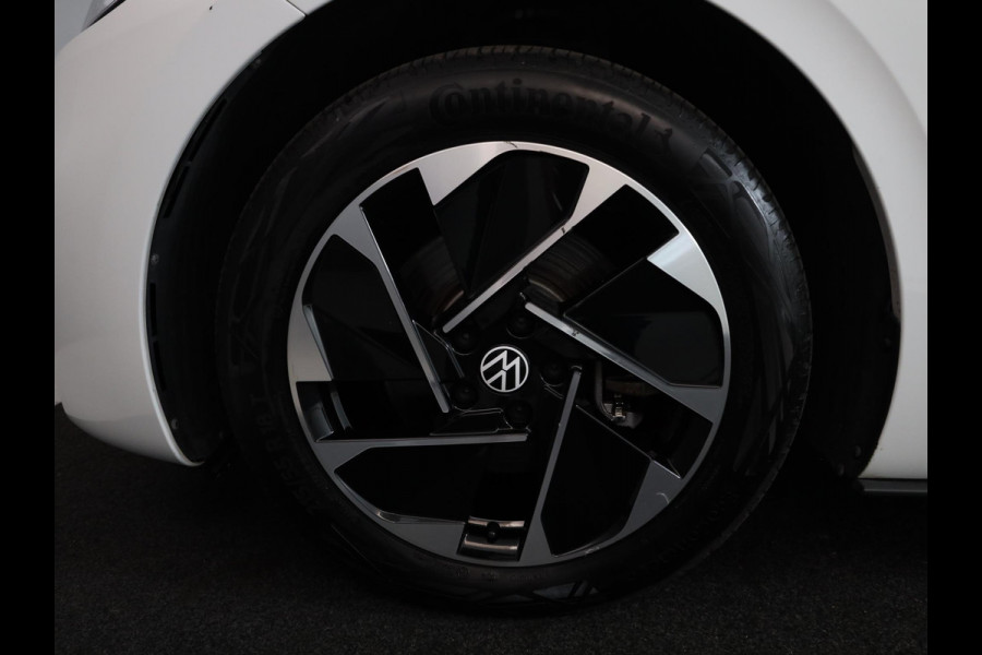 Volkswagen ID.3 Pure 45 kWh 150pk | Navi| int.voorverwarming| 18'LMvelgen