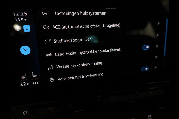 Volkswagen ID.3 Pure 45 kWh 150pk | Navi| int.voorverwarming| 18'LMvelgen