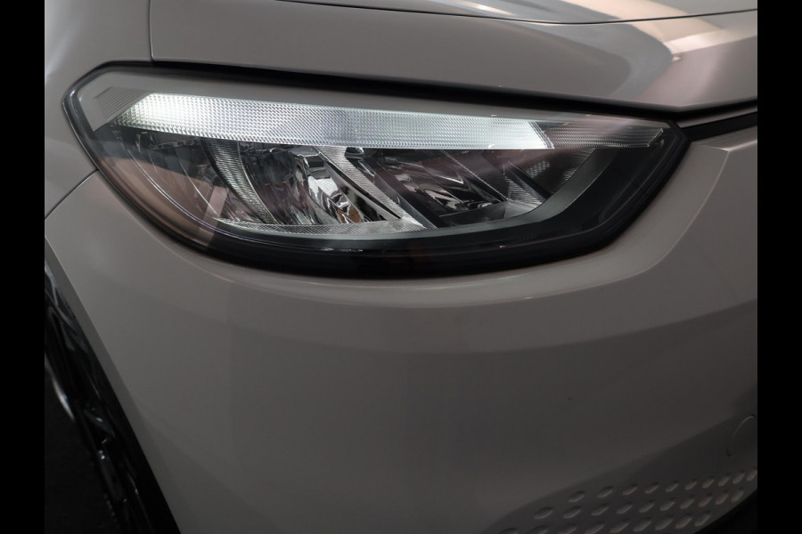Volkswagen ID.3 Pure 45 kWh 150pk | Navi| int.voorverwarming| 18'LMvelgen