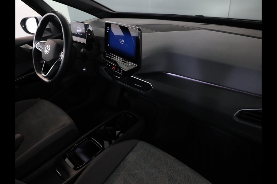 Volkswagen ID.3 Pure 45 kWh 150pk | Navi| int.voorverwarming| 18'LMvelgen