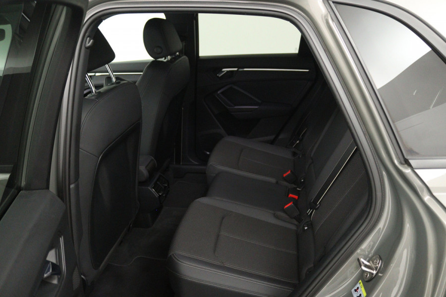 Audi Q3 35 TFSI S Line Pro Line S (TREKHAAK, STOELVERWARMING, CAMERA, CLIMA, CRUISE, LED, ELEKT. STOELEN)