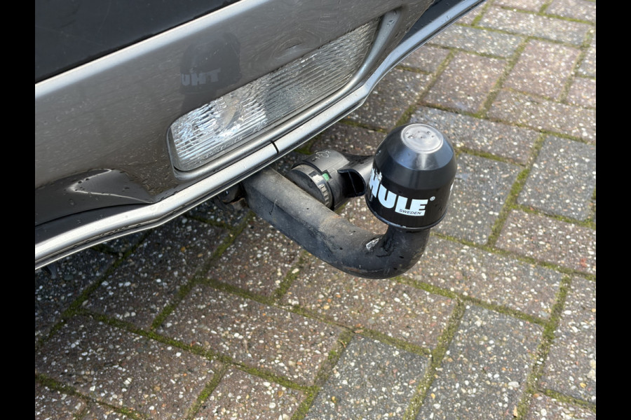 Suzuki Vitara 1.4 Boosterjet Style Aut Pano Trekhaak Carplay Camera Stoelverw Orig.NL Voll.Onderhoud!