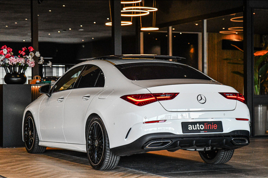 Mercedes-Benz CLA-Klasse 180 Star Edition AMG Line LIMITED, Panorama, Night, Camera, 19", Sfeer, Multibeam!