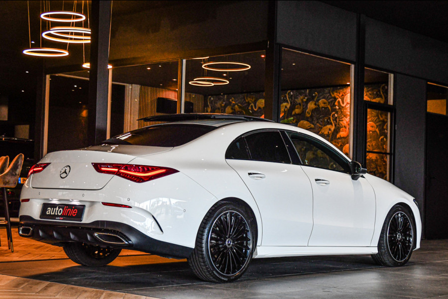 Mercedes-Benz CLA-Klasse 180 Star Edition AMG Line LIMITED, Panorama, Night, Camera, 19", Sfeer, Multibeam!