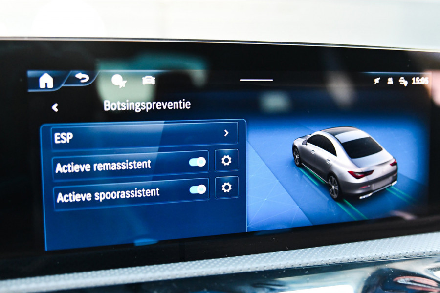 Mercedes-Benz CLA-Klasse 180 Star Edition AMG Line LIMITED, Panorama, Night, Camera, 19", Sfeer, Multibeam!