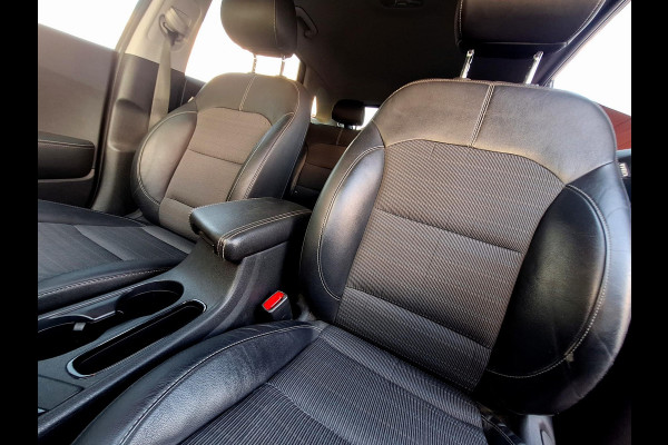 Kia Niro 1.6 GDi Hybrid DynamicLine | Trekhaak 1300kg | Dealer Onderhouden | Lage km-stand | Adaptive CC | Camera | Climate | Navi |