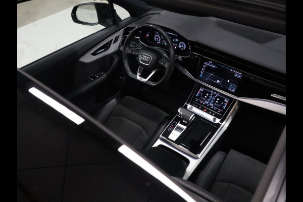 Audi Q7 60 TFSI e quattro Competition [SCHUIFKANTELDAK, APPLECARPLAY, ANDROID, CRUISE CONTROL, STOELVERWARMING, MEMORY SEATS, HEAT UP DISPLAY, DIGITAL DASH, CAMERA, PDC V+A, ELEKTRISCHE ACHTERKLEP, HALF ALCANTARA, NIEUWSTAAT]
