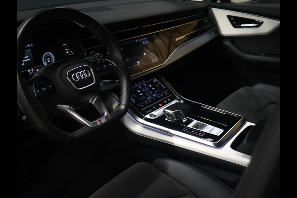 Audi Q7 60 TFSI e quattro Competition [SCHUIFKANTELDAK, APPLECARPLAY, ANDROID, CRUISE CONTROL, STOELVERWARMING, MEMORY SEATS, HEAT UP DISPLAY, DIGITAL DASH, CAMERA, PDC V+A, ELEKTRISCHE ACHTERKLEP, HALF ALCANTARA, NIEUWSTAAT]