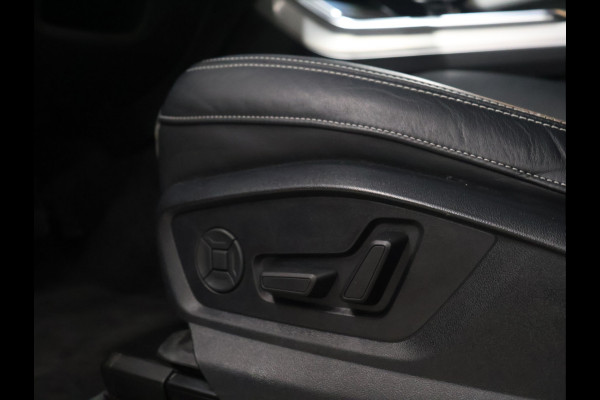 Audi Q7 60 TFSI e quattro Competition [SCHUIFKANTELDAK, APPLECARPLAY, ANDROID, CRUISE CONTROL, STOELVERWARMING, MEMORY SEATS, HEAT UP DISPLAY, DIGITAL DASH, CAMERA, PDC V+A, ELEKTRISCHE ACHTERKLEP, HALF ALCANTARA, NIEUWSTAAT]