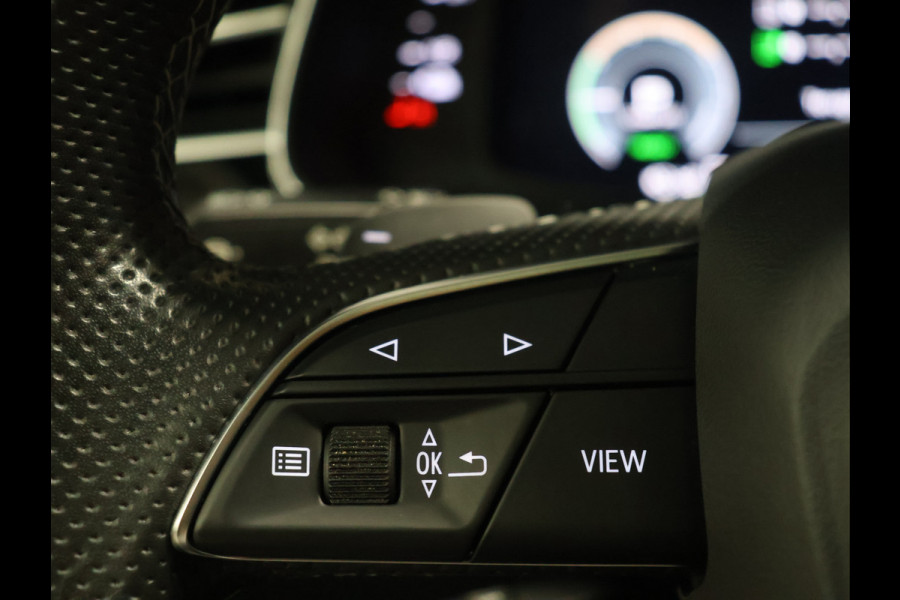 Audi Q7 60 TFSI e quattro Competition [SCHUIFKANTELDAK, APPLECARPLAY, ANDROID, CRUISE CONTROL, STOELVERWARMING, MEMORY SEATS, HEAT UP DISPLAY, DIGITAL DASH, CAMERA, PDC V+A, ELEKTRISCHE ACHTERKLEP, HALF ALCANTARA, NIEUWSTAAT]