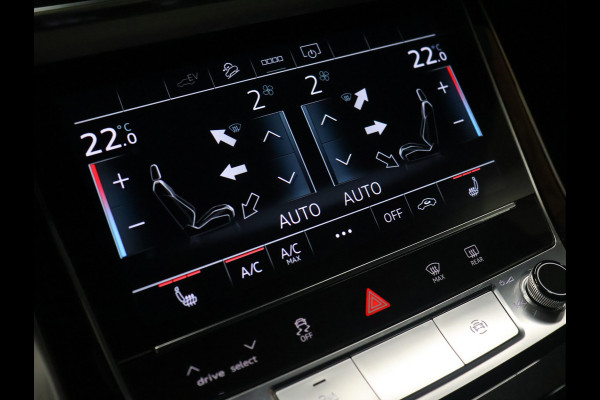 Audi Q7 60 TFSI e quattro Competition [SCHUIFKANTELDAK, APPLECARPLAY, ANDROID, CRUISE CONTROL, STOELVERWARMING, MEMORY SEATS, HEAT UP DISPLAY, DIGITAL DASH, CAMERA, PDC V+A, ELEKTRISCHE ACHTERKLEP, HALF ALCANTARA, NIEUWSTAAT]