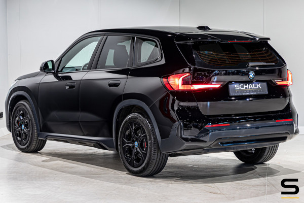 BMW iX1 XDrive30|Driving Assistant Plus|Comfort Acc|Cam|Fab g