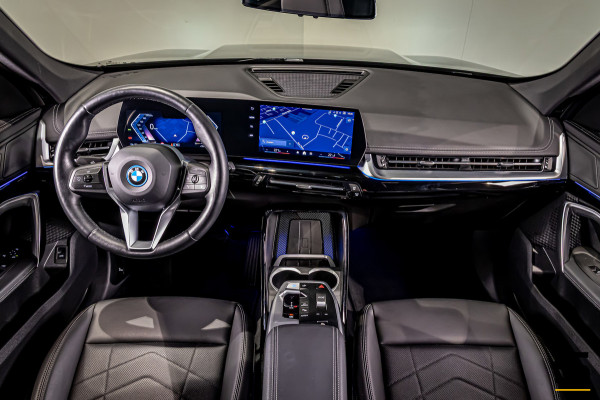 BMW iX1 XDrive30|Driving Assistant Plus|Comfort Acc|Cam|Fab g
