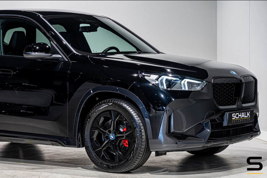 BMW iX1 XDrive30|Driving Assistant Plus|Comfort Acc|Cam|Fab g