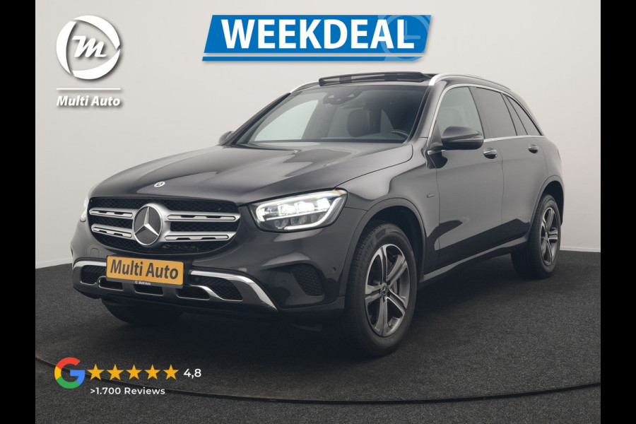 Mercedes-Benz GLC 300e 4MATIC Premium PHEV 320pk Dealer O.H. | Panodak | AMG-Int. | Head Up | Camera | Alcantara Sportstoelen Verwarmd | Sfeerverlichting | Keyless | Blis | Apple Carplay | Cruise Control | Navigatie | DAB | Plug In Hybrid |