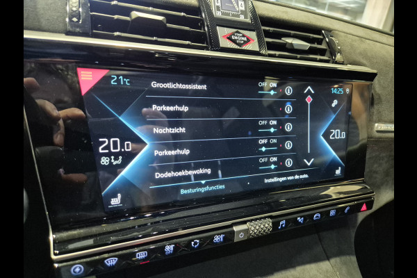 DS 7 Crossback E-Tense Performance Line+ Panorama | Deep Black Alcantara | 360 Camera | Nightvision | Stoelverwarming