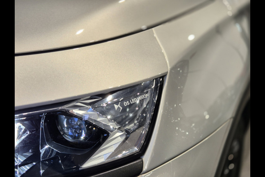 DS 7 Crossback E-Tense Performance Line+ Panorama | Deep Black Alcantara | 360 Camera | Nightvision | Stoelverwarming