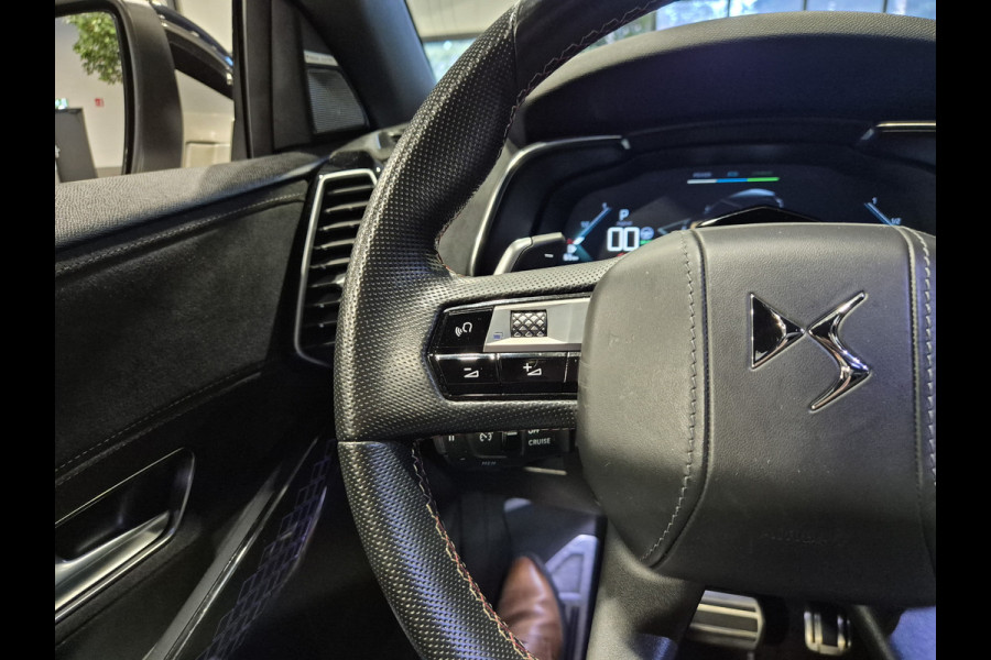 DS 7 Crossback E-Tense Performance Line+ Panorama | Deep Black Alcantara | 360 Camera | Nightvision | Stoelverwarming