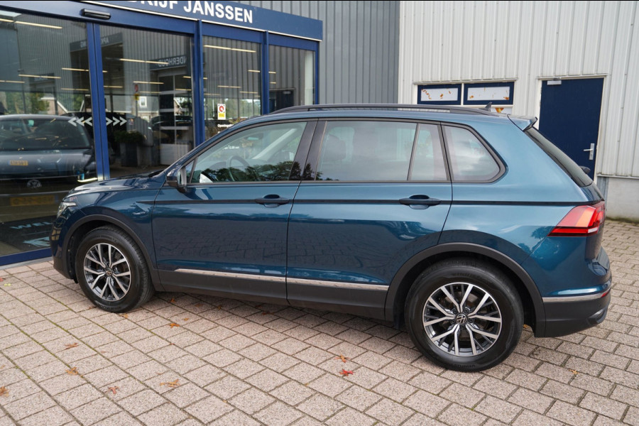 Volkswagen Tiguan 1.5 TSI Life Business|Prijs rijklaar incl. 12 mnd garantie|Stoel/stuurverwarming Camera LMV PDC Carplay DAB