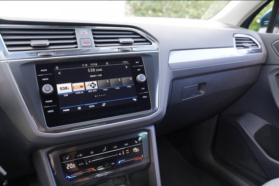 Volkswagen Tiguan 1.5 TSI Life Business|Prijs rijklaar incl. 12 mnd garantie|Stoel/stuurverwarming Camera LMV PDC Carplay DAB