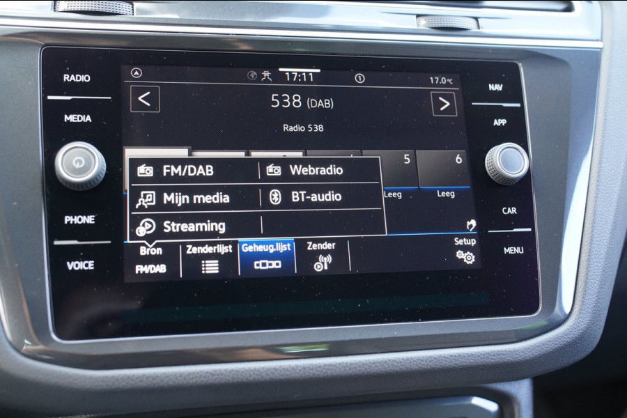 Volkswagen Tiguan 1.5 TSI Life Business|Prijs rijklaar incl. 12 mnd garantie|Stoel/stuurverwarming Camera LMV PDC Carplay DAB