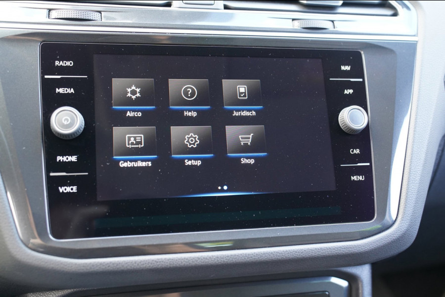 Volkswagen Tiguan 1.5 TSI Life Business|Prijs rijklaar incl. 12 mnd garantie|Stoel/stuurverwarming Camera LMV PDC Carplay DAB