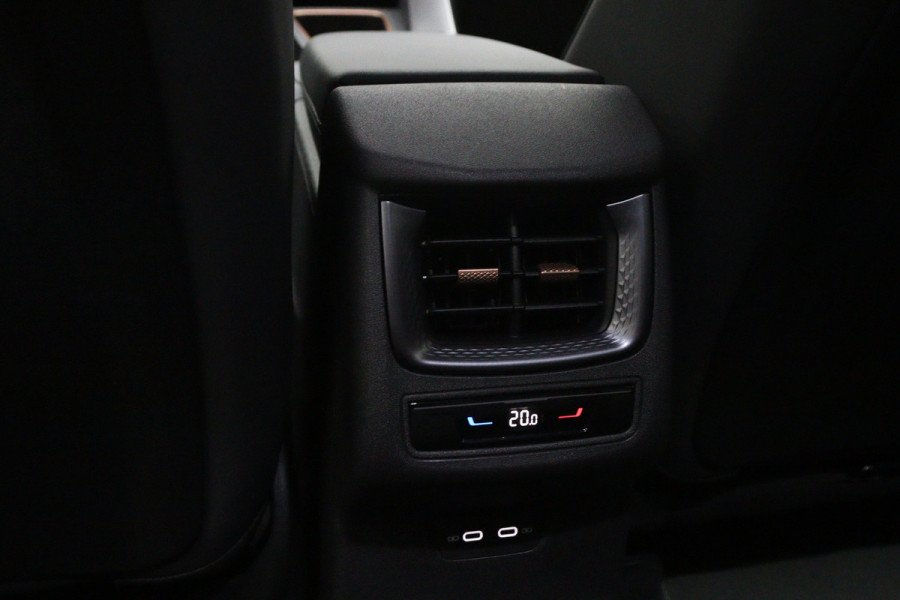 CUPRA Terramar 1.5 TSI e-Hybrid 204 PK Business PHEV, Leder-Alcantara, Winterpakket, 360 Camera
