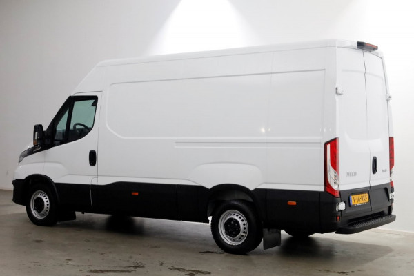 Iveco Daily 35S21 3.0 210pk L2H2 HiMatic Automaat Navi/Camera Trekgewicht 3500kg 10-2023