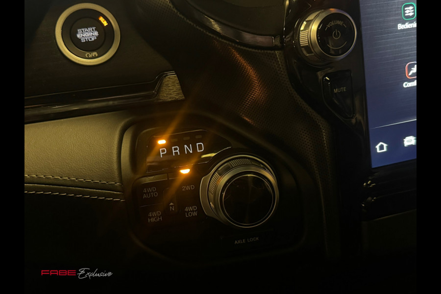 Dodge Ram 1500 5.7 V8 4x4 Crew Cab Limited / NAP / H/K / 360 Camera / HUD / Trekhaak / Stoelventilatie / Stuurverwarming / Keyless